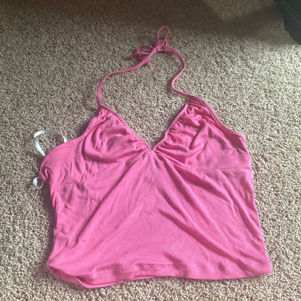 aritzia pink summer top!